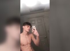 cute college bonde snapchating mirror bate