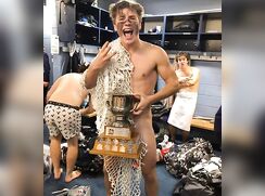 cute sportive college blonde snapchat cumming bate