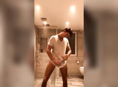 cute fit tonny bate hot clip