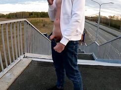 AHV-HD - Jerking off on the bridge