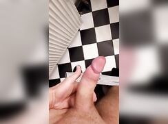 000 Horny stud cumming on cam 9874