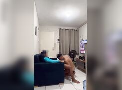 Delivery man breeds Guisousaa