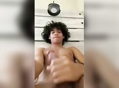 Morning wood need a hole