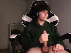 Teenboy Nick Showing Off (6)