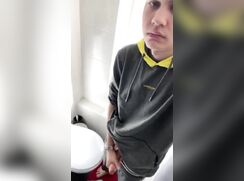 Under two minutes of wanking #X046