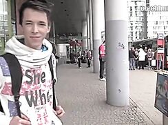 Tchèque baisé pour de l'argent public sex