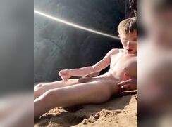 LITTLE LAMBI - RUSSIAN TWINK ENJOYS THE SUN WHILE JERKING OFF
