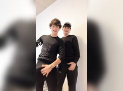 cute argentino maxi bate clip