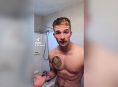 cute fit s nollan shower bate