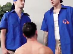 TIPPING THE WORKERS Gay Porn Tube