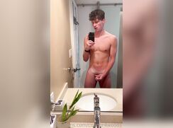 Sometimes the best lube is just a good moisturizer