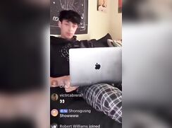 Jerking on cam. Huge cumshot.