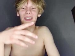 Kristal blonde twink wanks  - cam boys porn