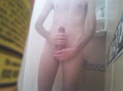 XVs-beim masturbieren in der dusche erwischt chile