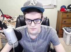 Perfect twink jerking with cum