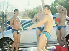 194 Chomolokko music video