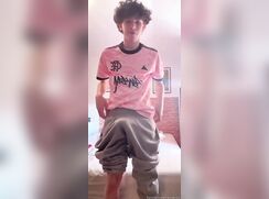 Leo shows ass and wanks