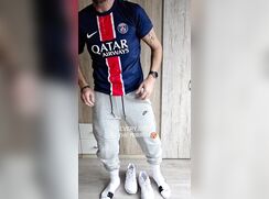 000 Sneaks and sox love 9982