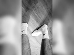 000 Sneaks and sox love 9976