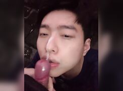 Cum hungry teen slut gets multiple facials - good