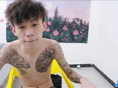 A very modest Chinese man