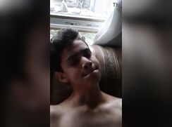 AHV - Friend films friend