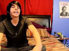 Kyler Moss Jerk Off Show -
