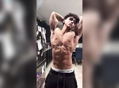 TikTok guy flexes in the kitchen