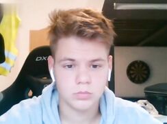 Very cute little wanker