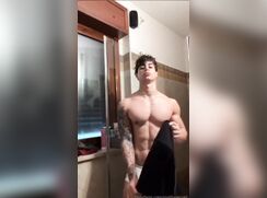Compilation of muscular Italian boy