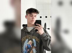 College Boys Are Cute