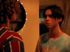 BL Attracted to Person Not Gender HGT6