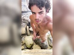Geo.povver - OF - Quick jerk at the beach