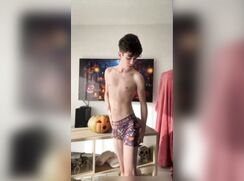 Nolan fucks a pumpkin - NOL05