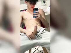 mollyontops 166