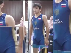 Russian Wrestle Weight In 4