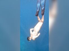 240 Chomolokko video