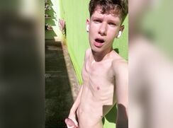 Kedoimeth - Jerking off in the backyard