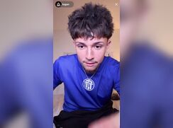 logan shows feet on live