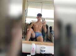 cute cain j cumming hot bate