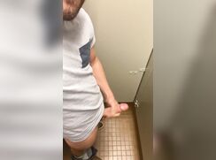 Risky wanking 023