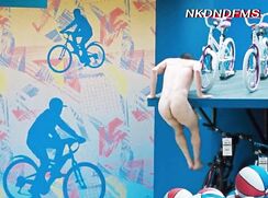 245 Chomolokko movies video