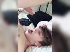 Chris Ox eating
