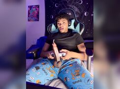 Gayming makes me cum