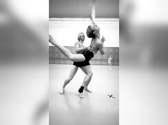 Contemporary dance duo