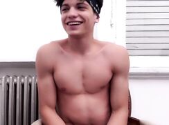 sasukeuhchia flexing 2