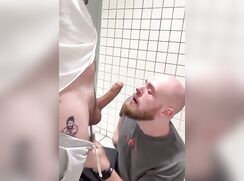 Public Toilet Uncut Cock Deepthroat