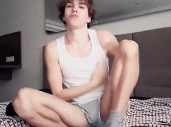 porn sexy twink home show braxiboy solo tube
