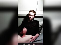 Dutch boy cums on his favorite shirt
