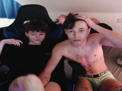 XANDI - STR8 GERMANY TWINK FROM MUNICH WITH BORED GIRL